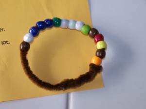 \"bracelet\"
